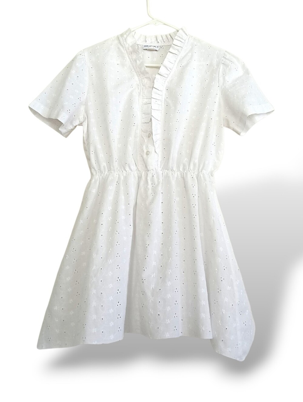 Vicki Wayne White Eyelet Mini Dress Ruffle Neckline Prarie Western Light Breezy